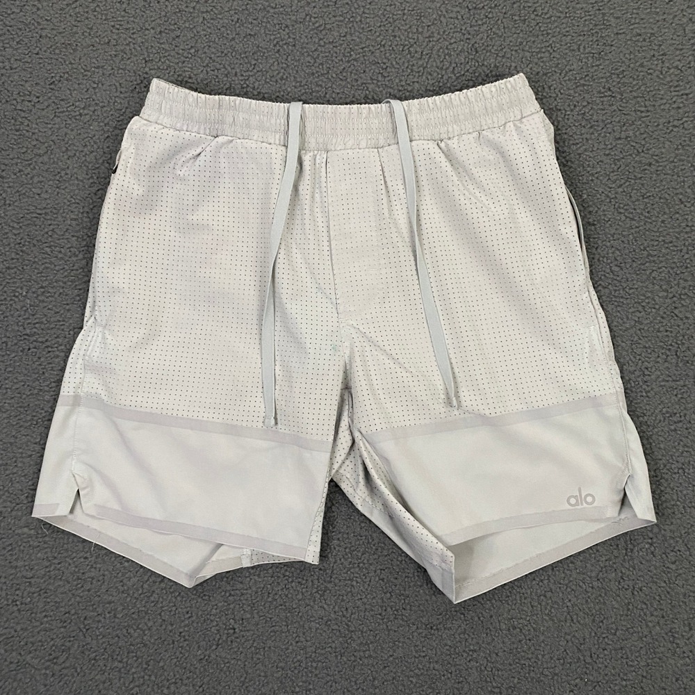 Alo Yoga Athletic Shorts Mens Small Gray Lined Breathable Perforated Performance